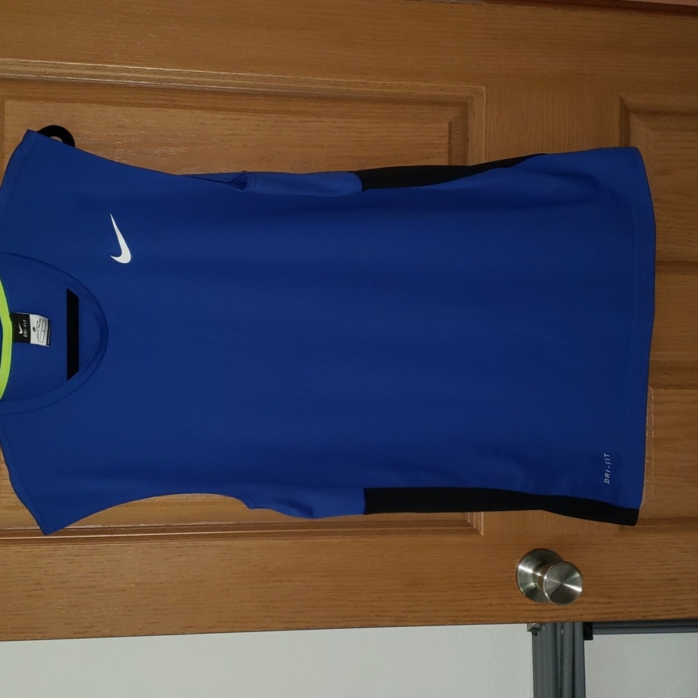 Mens nike muscle shirt